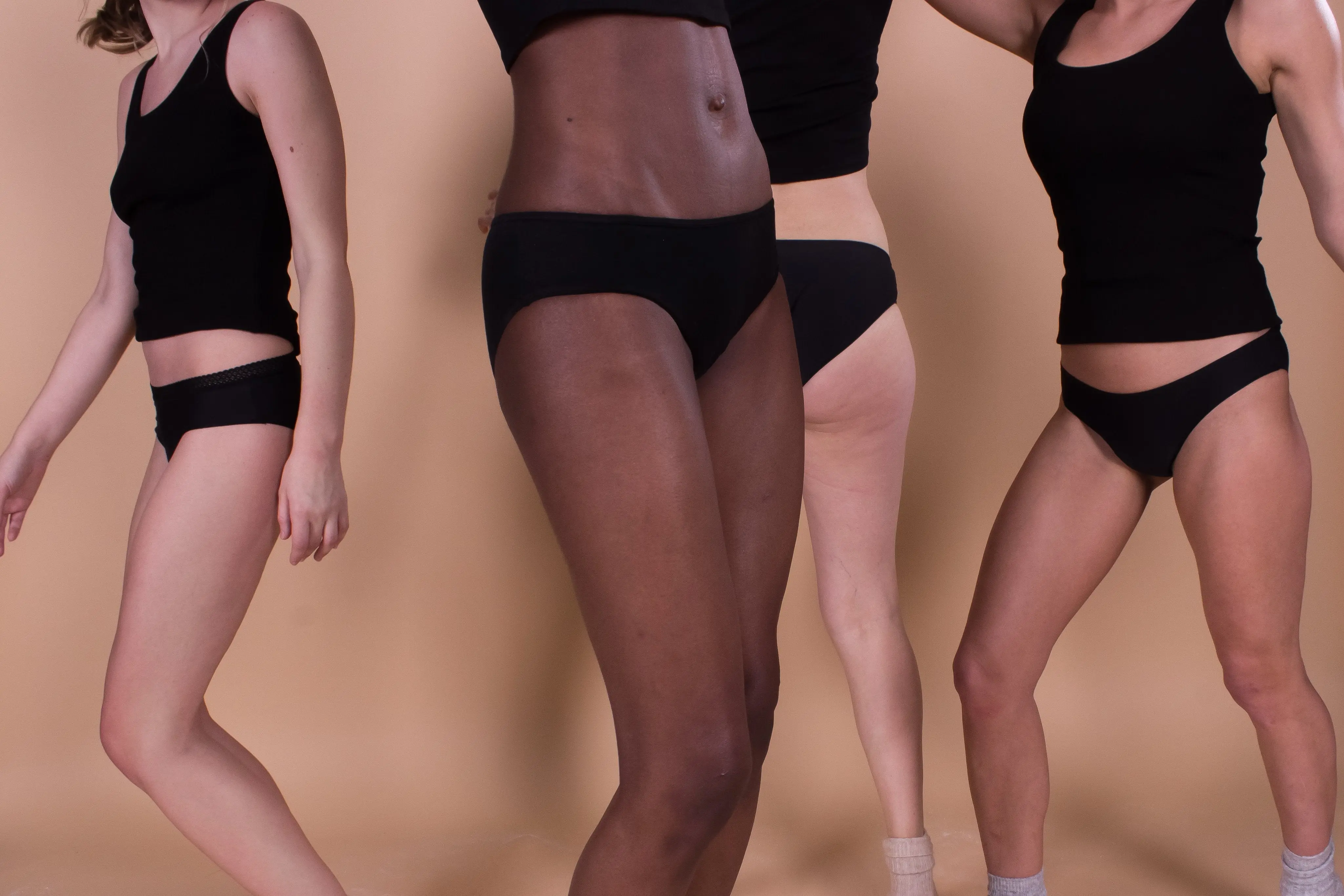 Laura Noire 2.0  - Culotte Menstruelle Noire - Flux Moyen - Image 4